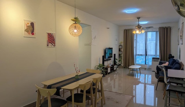 Cozy, Clean & Convenient Perfect for Business & Leisure Travelers