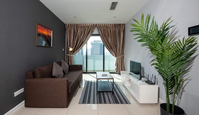 High Floor Suasana Suites 5 in JB City with WiFi