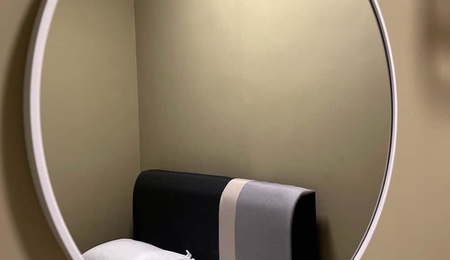 [8Pax] Seri Kembangan Home Netflix Wifi MRT UPM MAEPS Bukit Jalil Axiata Arena in Seri Kembangan