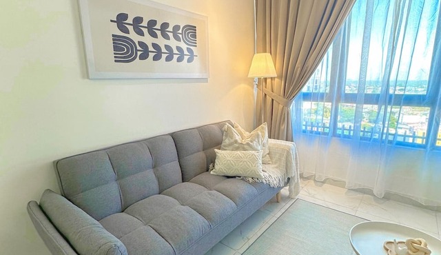 #Netflix #Cuckoo Troika Kota Bharu Homestay 0198 in Kota Bharu