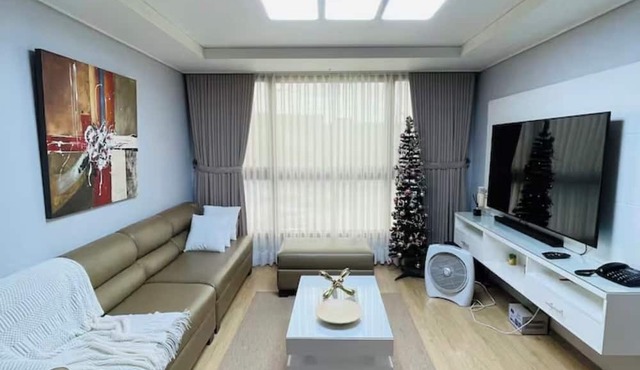 1 fully furnished Spacious Condo in Freeport Zone Pampanga - No Extra Guest Fees in Zone