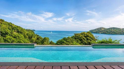 Hornbill Estate - Luxury Private Beachfront Villa