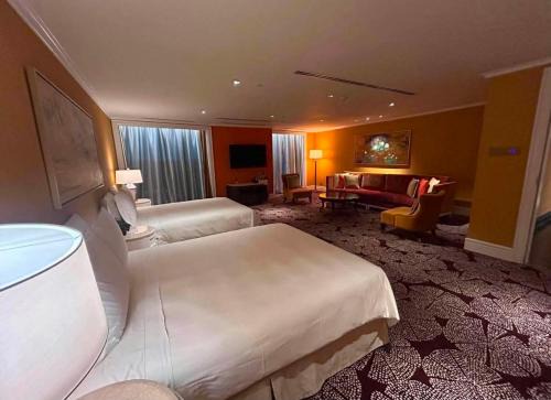 Okada hotel skyvilla in Manila