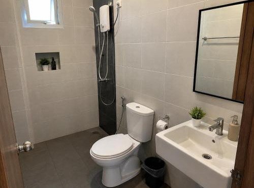 Homestay by Hiraya Place C