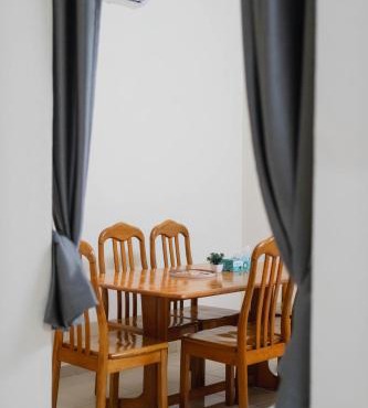 Comfy Family 4BR Terrace House 9 Pax with Free Netflix & WiFi
