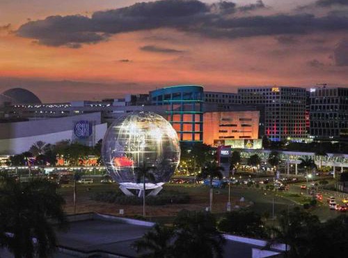 shell Residences by Eza Mall of asia