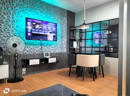 Penthouse Retreat Stunning Views in Cavite in Imus