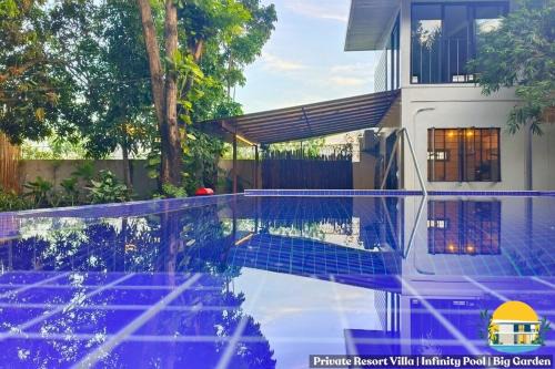 Villa - Private Infinity Pool - Big Bamboo Garden in San Fernando