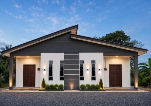 Dmana Homestay Arau Perlis in Arau