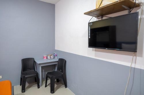 RedDoorz Plus @ Casa Lucia Sindalan San Fernando City Pampanga in San Fernando