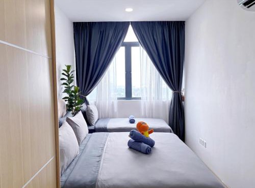 HannsPool2KingBedWifiWasherDryerComfortStay8 in Sibu