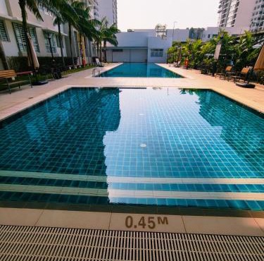 CosyStay - Kalista Apartment S2 4BR 2 Bath - Family Stay in Seremban