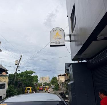 Manatad Transient Deluxe Room 2 in Surigao