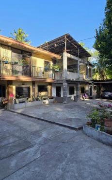 Hidden Forest-Style Home Private 3BR Retreat House