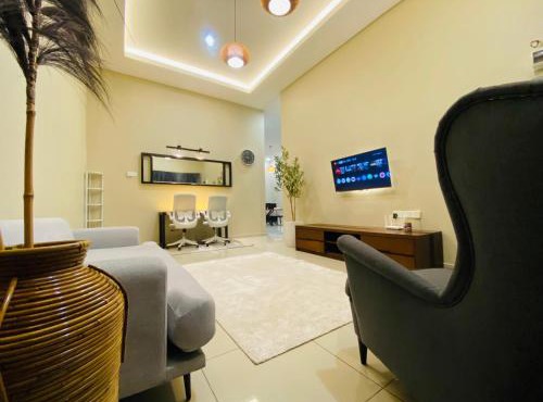 Hanah Home Bukit Gambir