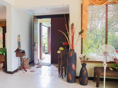 Tagaytay Rustic Villa in Lemery