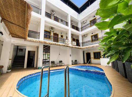 Serene Rise Hotel Angeles City in Angeles