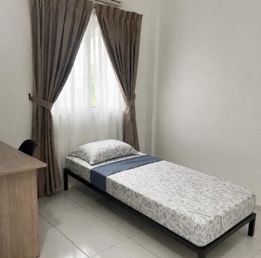 Oak & Ivory Home