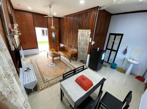 Ra&Ro homestay in Jasin