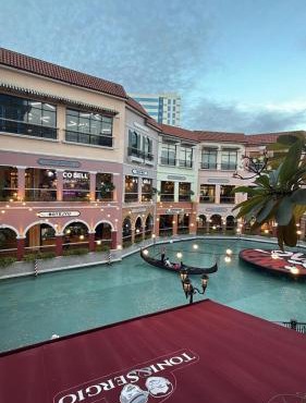 1BR Suite BGC Venice Grand Canal Staycation in Manila