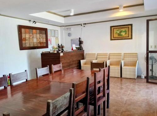Dayunan Tourist Inn in Nagpoyopoyo Island