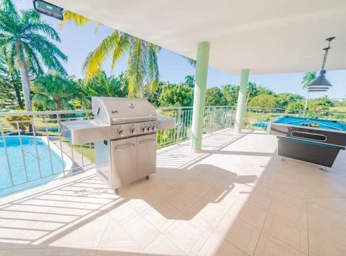 COZY 7BR Villa BIG POOL Close to beach in Sosúa