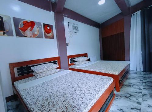 Modern Oceanview Room Good for 5 Pax Adults Glenmark's Homestay in Pagudpud