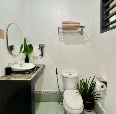 Paians 2BR Home, across Cloud 9, General Luna