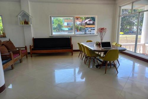 Seven Waves Beachfront Residence - La Union in Bauang