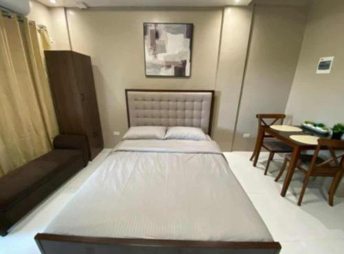 Daniel's Comfort Studio