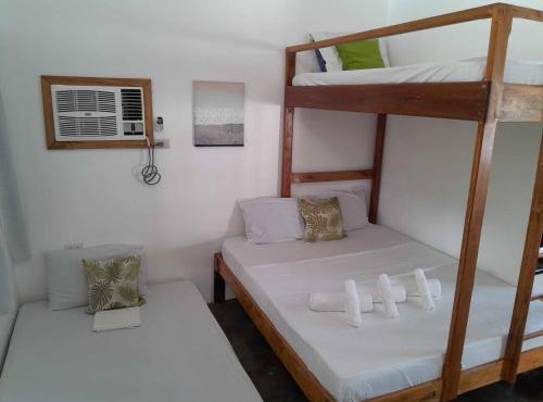 Studio Unit, 2 min to Beach, Life's a Beach Malinao