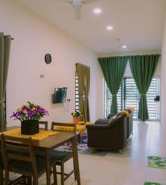 Wewe Homestay CL2 in Kampung Gajah