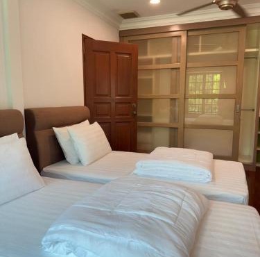 Cherith Homestay 8-12 Pax,4R 4BR,Fully Aircond in Shah Alam