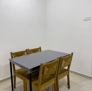 Midas Seri Alam - 2BR - 200Mbps Wifi