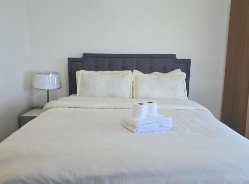 8 Adriatico Manila Condotel Sea View Corner Unit Near St Lukes Clinic in Manila