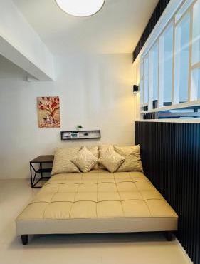 Cozy & Instaworthy Unit at Royal Oceancrest Mactan