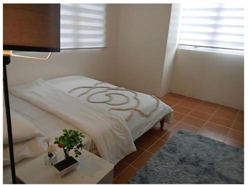 2BR PIONEER Woodland Boni,Mandaluyong connected to Boni MRT station