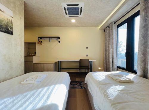Lunar Lodge 漫月楼 - Mountain Top Tranquil Luxury Rooms at Eco Valley Retreat Balung 豐之谷 in Tawau