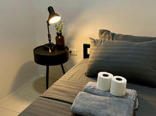 Cozy 2 Bedroom Home in Lucena with AC and Fast WiFi