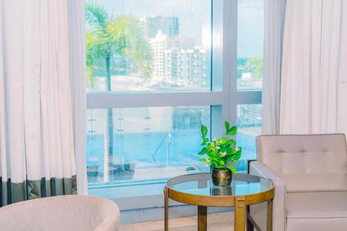 MCollection - Convenient City Stay in Iloilo Business Park