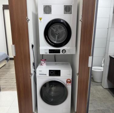 Podium Home 7pax opposite AEON Mall Kuching