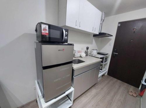 Studio Condo Fully Furnished-near IT Park