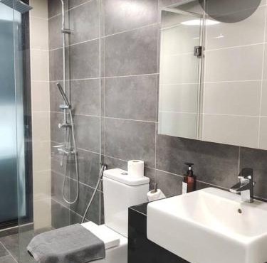 Almas Suites Cozy King Bed Studio Netflix By STAY