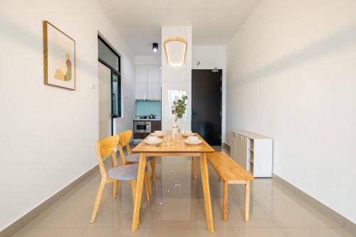 Muji Home Lavile KL Sunway Velocity 双威永乐城中文房东Pool