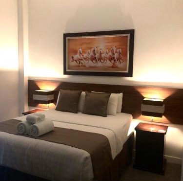 Seacliff Suites Hotel and Resort in Pinamalayan