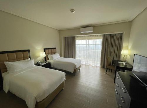 Timberland Highlands Resort in San Mateo