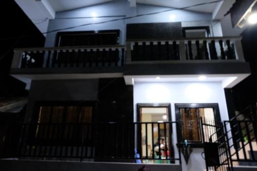 Bangles Homestay in Coron