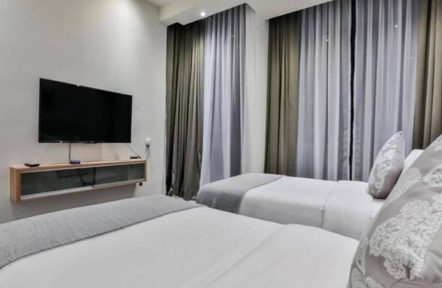 Deluxe King Suite with Twin Tower View 10 in Kuala Lumpur